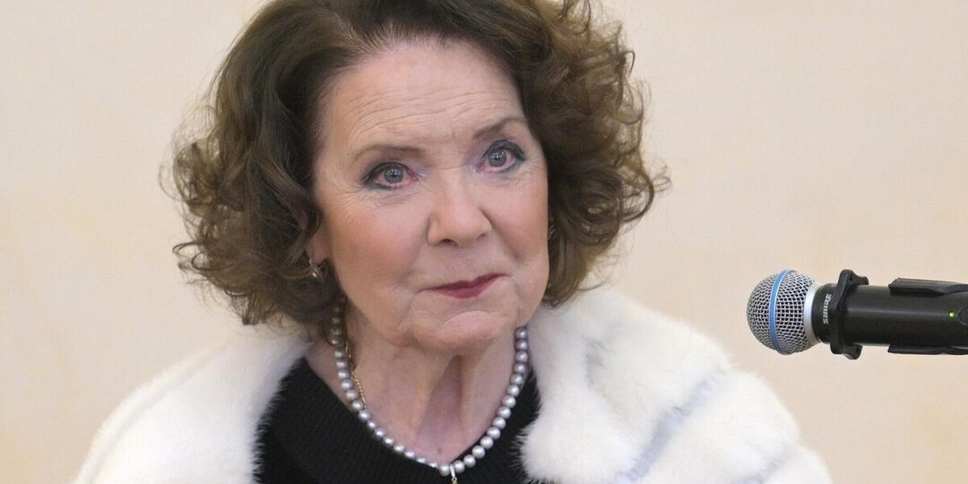 Волосы выпали, прикована к постели: как звезда «Гусарской баллады» Лариса Голубкина оказалась брошенной в доме престарелых