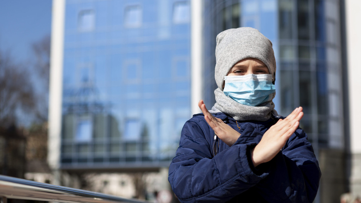    Эпидемия коронавируса и пневмонии в Санкт-Петербурге достигла пика. Фото: freepik