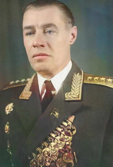 Как погиб генерал, который в годы войны был самым молодым командующим фронтом?