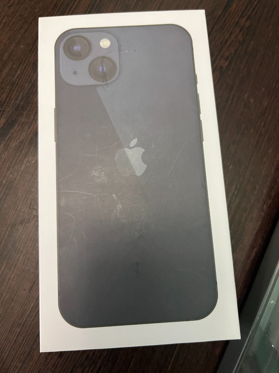 Коробочку показываю  фото автоа