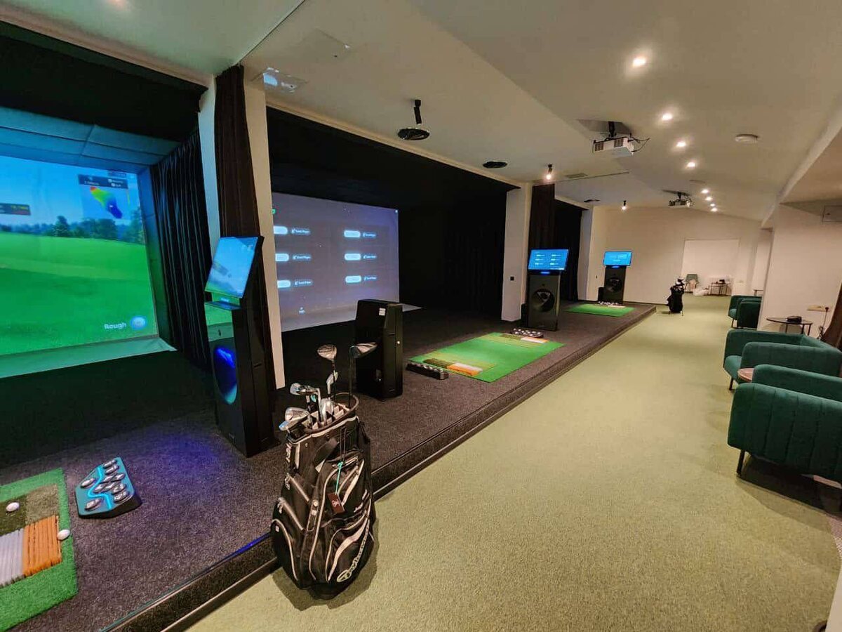 Гольф-симуляторы Golfzon TwoVision Nx