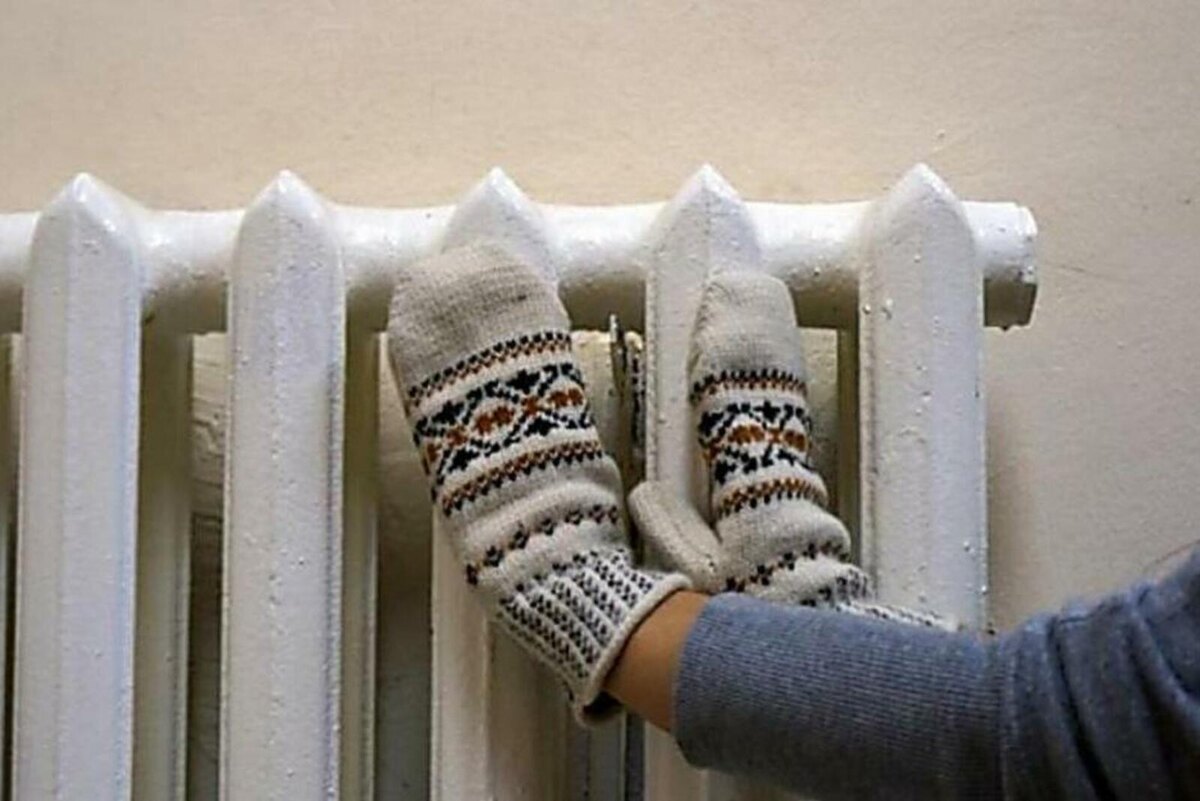 Когда в доме холодно, несмотря на работающий котел, это может вызывать недоумение и дискомфорт. В такой ситуации важно разобраться в возможных причинах и предпринять шаги для устранения проблемы. Рассмотреть основные аспекты, которые могут влиять на эффективность отопления, и предложить способы их решения.