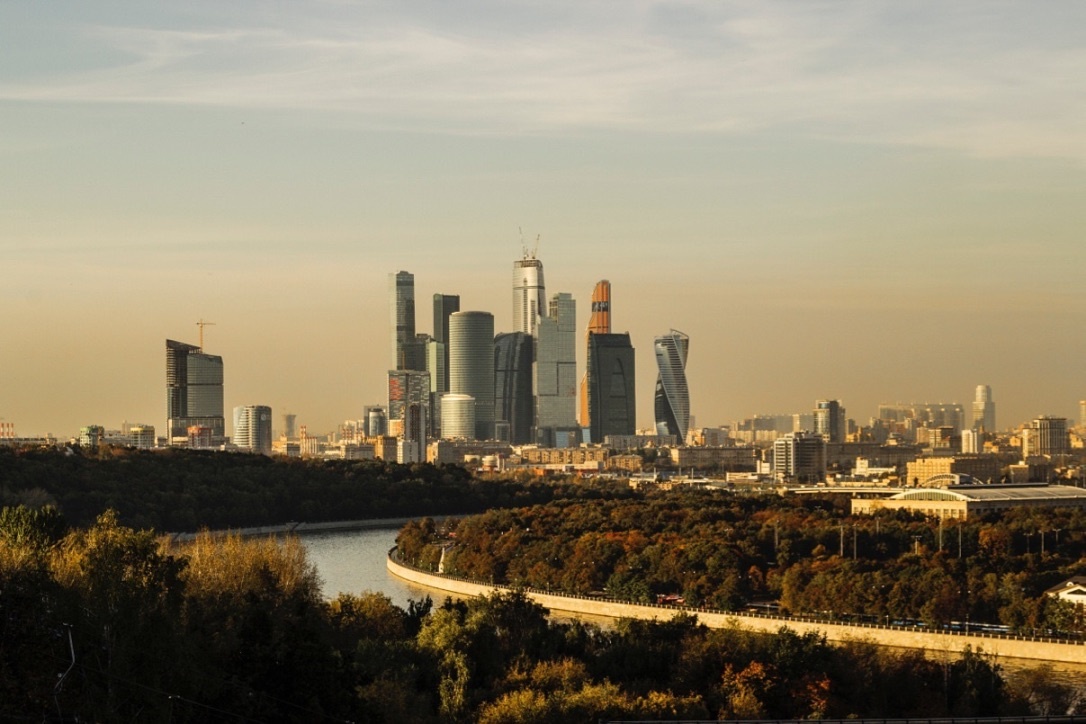 фото: @ronster_production: вид на Москва-Сити с Воробьевых гор, 2015г.