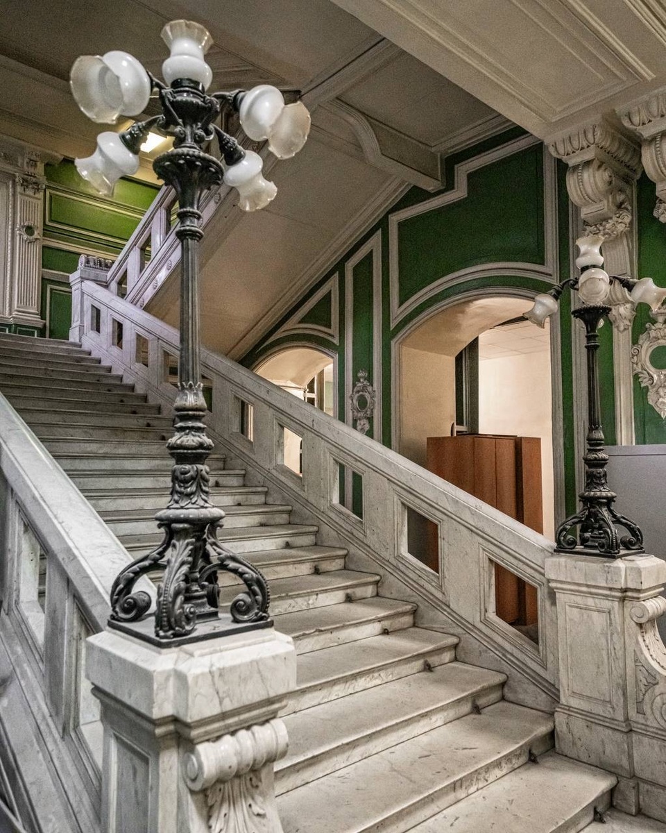 Парадная лестница правления