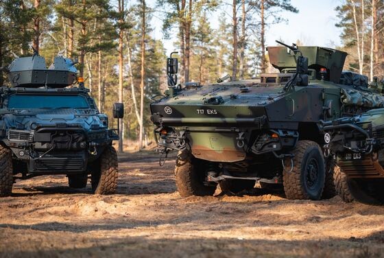 Эстония получила первые 50 бронемашин турецкого производства. Фото ВС Эстонии