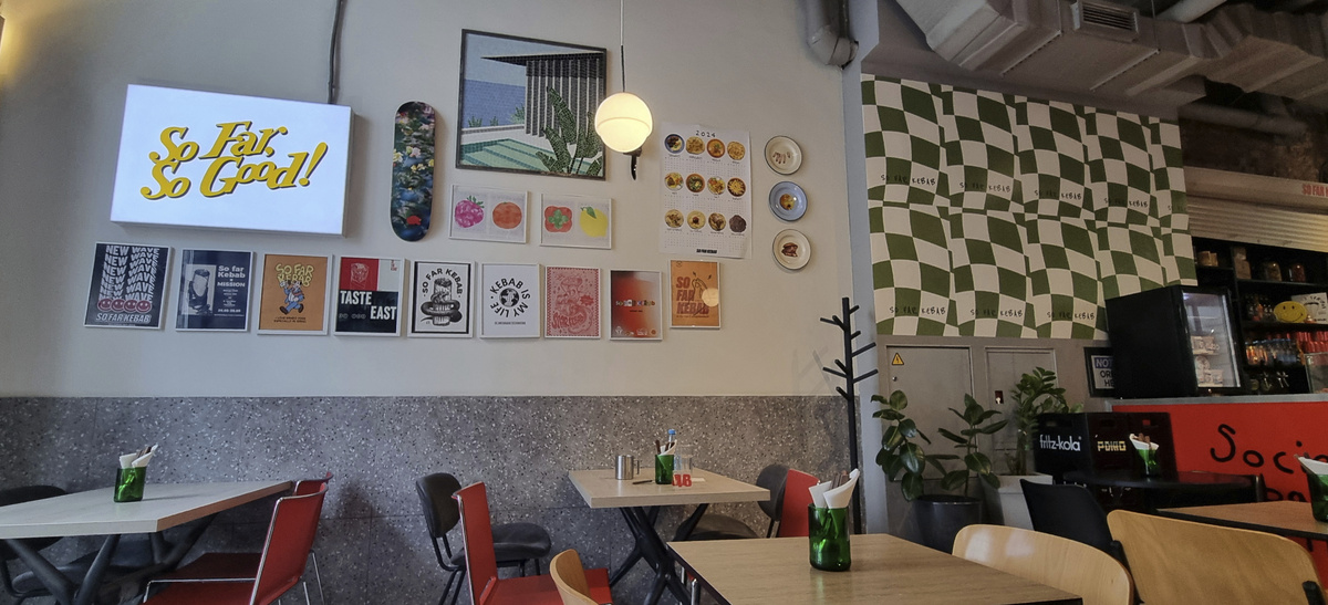 "So Far Kebab", интерьер