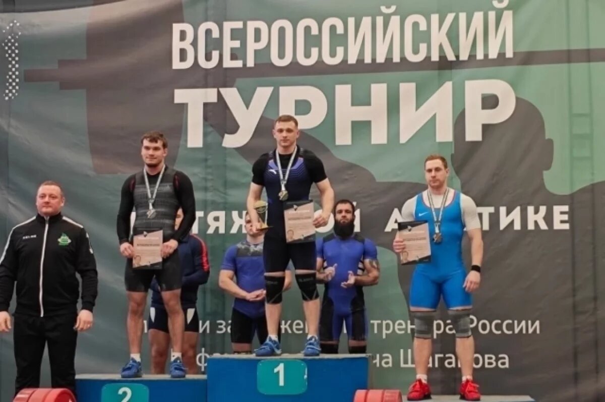    Омские тяжелоатлеты взяли 18 медалей всероссийского турнира