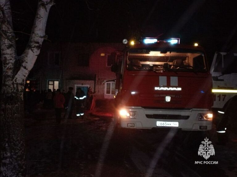    Шок и горе. В Башкирии на пожаре в двухэтажном доме погибли пять детей и мужчина Андрей Севостьянов