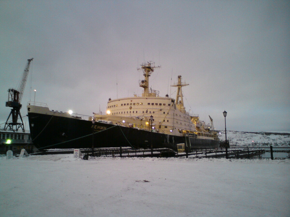    Ледокол "Ленин": Путь к завоеванию Арктики