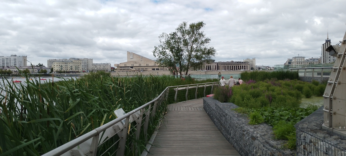 Набережная озера Кабан