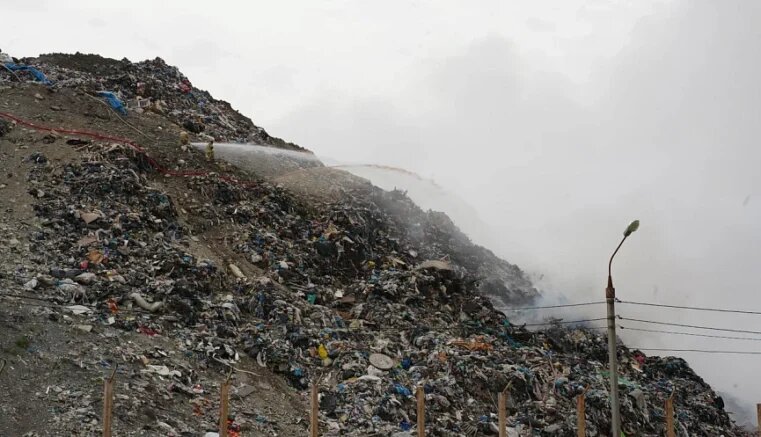    Горящая свалка / admnvrsk.ru