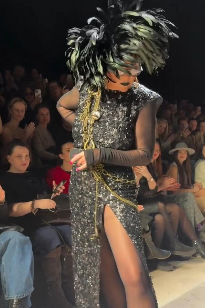    Лолита Милявская Социальные сети