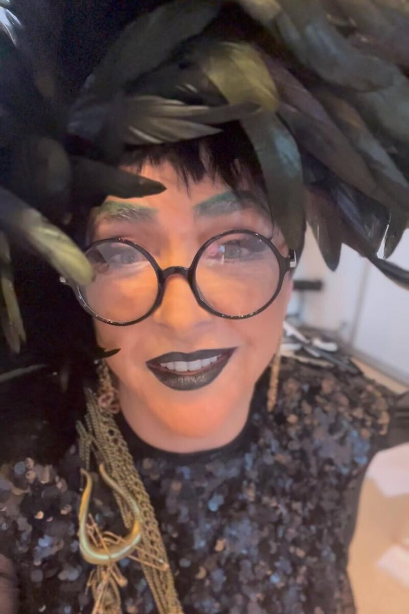    Лолита Милявская Социальные сети