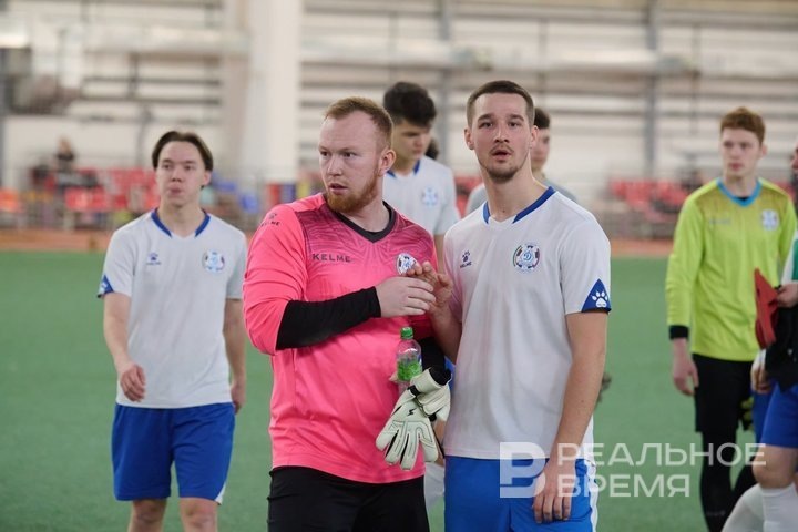 Голкипер динамовцев Илья Ванечкин. Динар Фатыхов / realnoevremya.ru