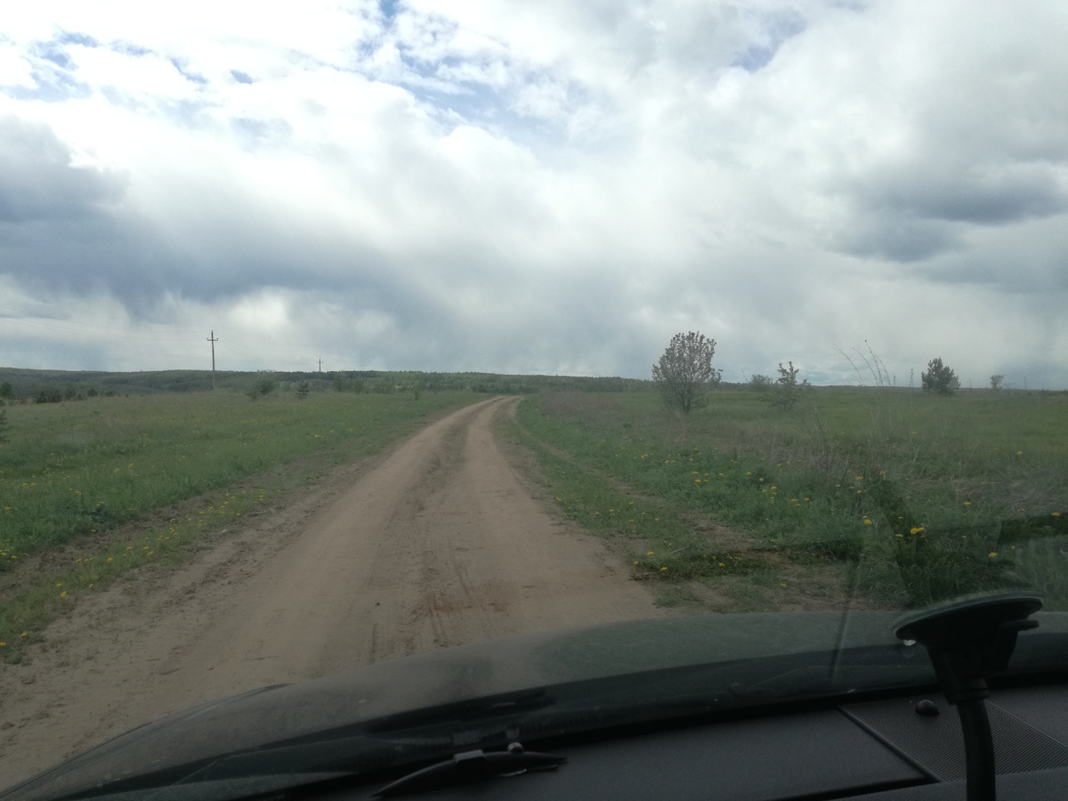 Дорога к Скиту рядом с д. Черноморье