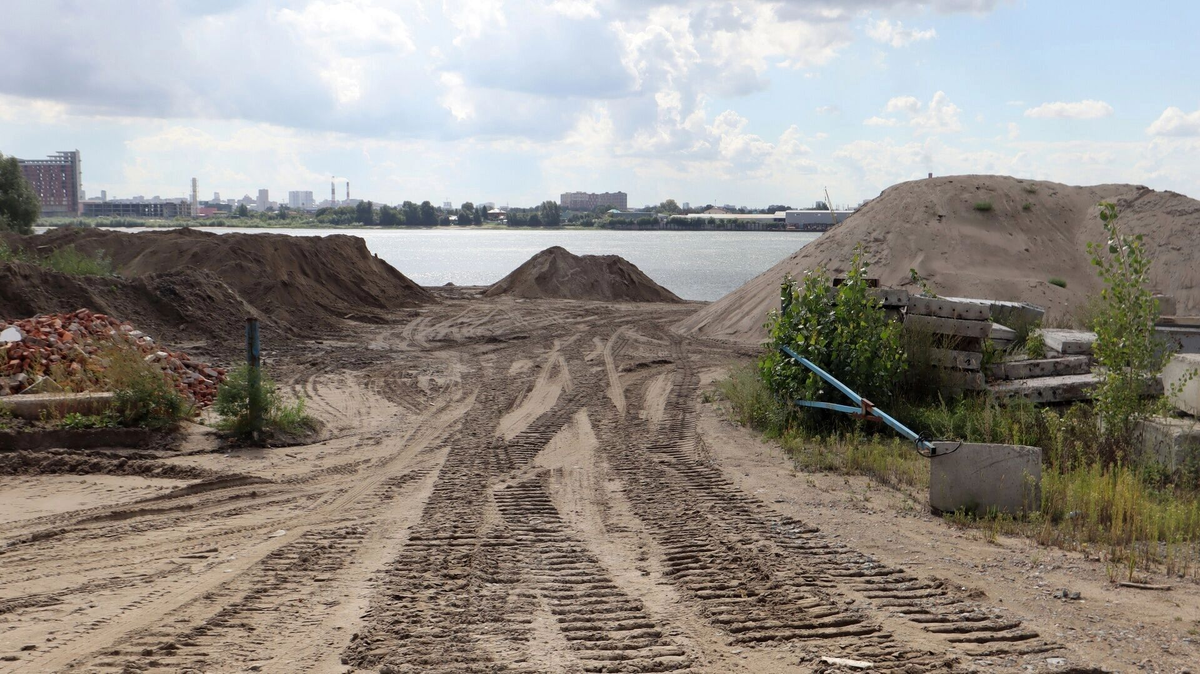 Фото: Артем Шершнев. atas.info. Река была загрязнена
