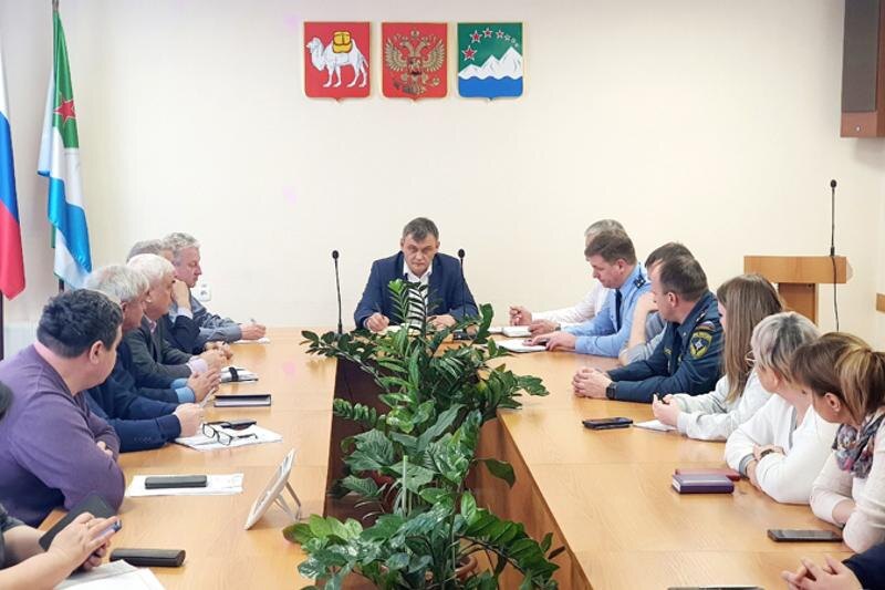    Фото со страницы Вадима Сергеева во «ВКонтакте» / Экстренное совещание в Аше из-за наводнения