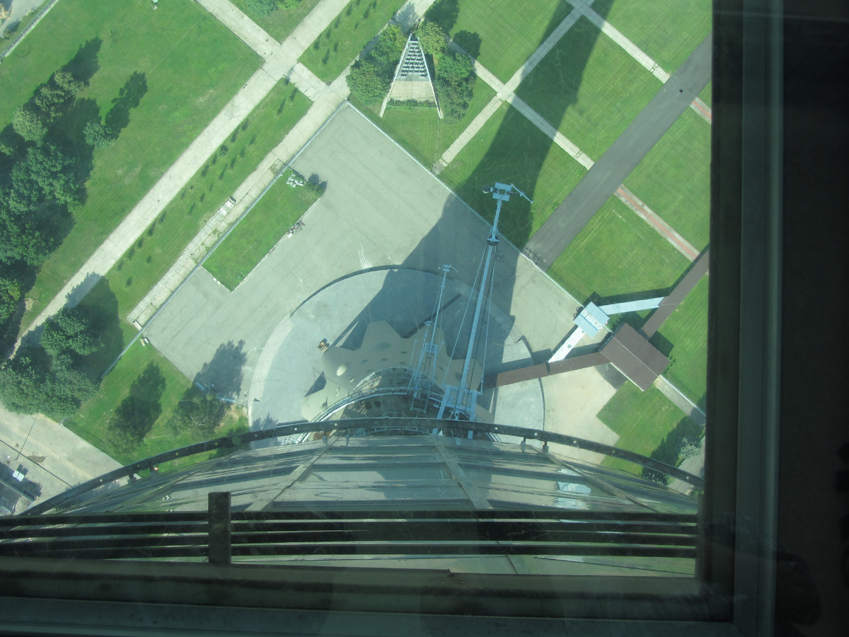 337 метров до земли