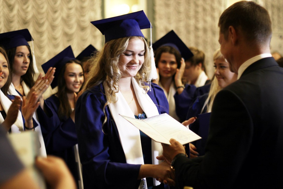    Дорога в вуз: выпускникам колледжей стало сложнее без ЕГЭ