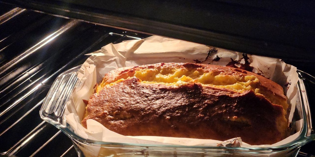 Не могу перестать печь. Вкусный апельсиновый пряный кекс на раз-два!