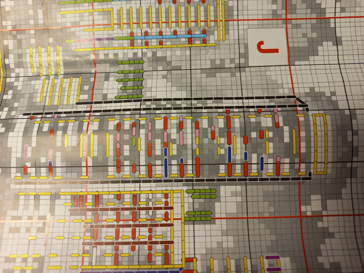 Фрагмент схемы к набору для вышивания от фирмы Сделай своими руками Н-16 "Ночной город"