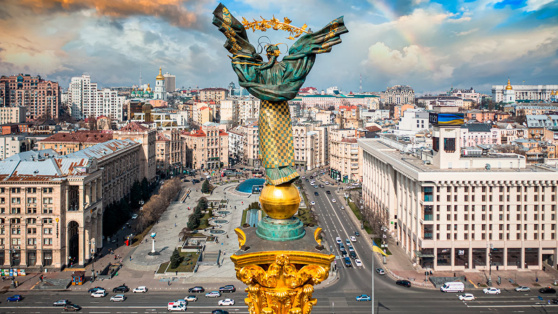    В Киеве и Киевской области прогремели взрывы ©Ruslan Lytvyn / Shutterstock / Fotodom