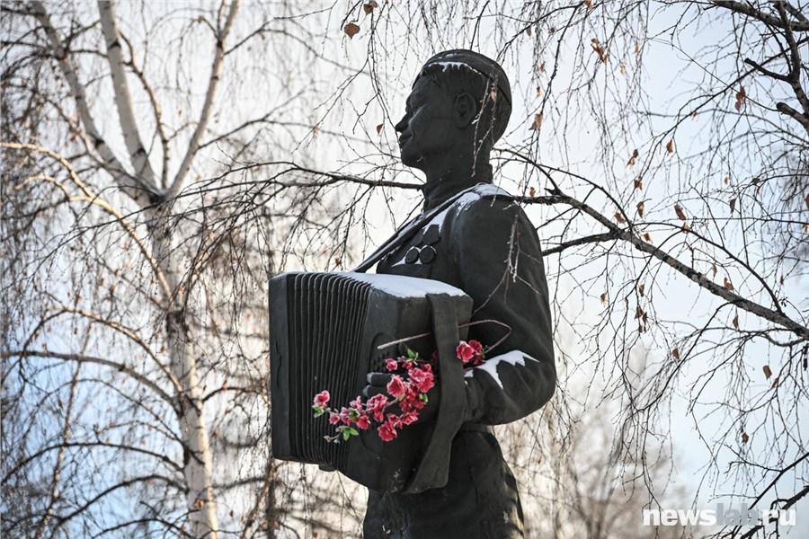 Скульптура в парке Гвардейский