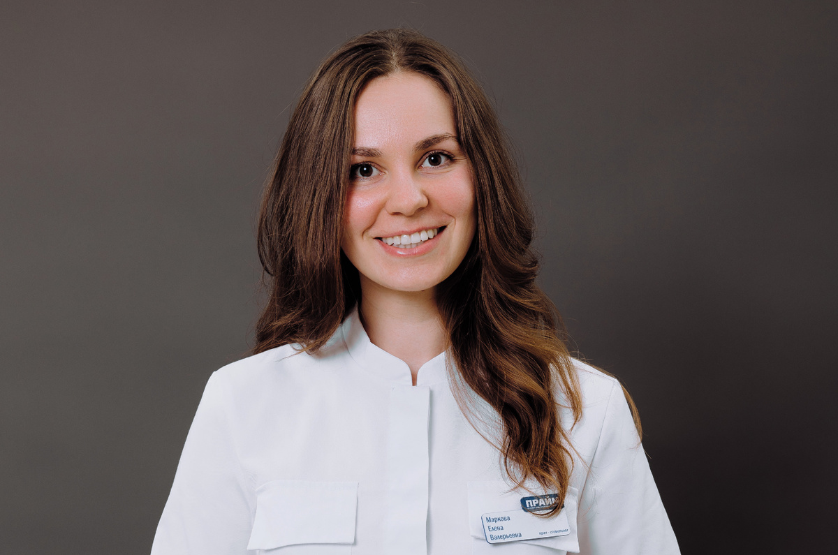 Елена Валерьевна специализируется на прямых эстетических реставрациях, композитных винирах и отбеливании зубов.  