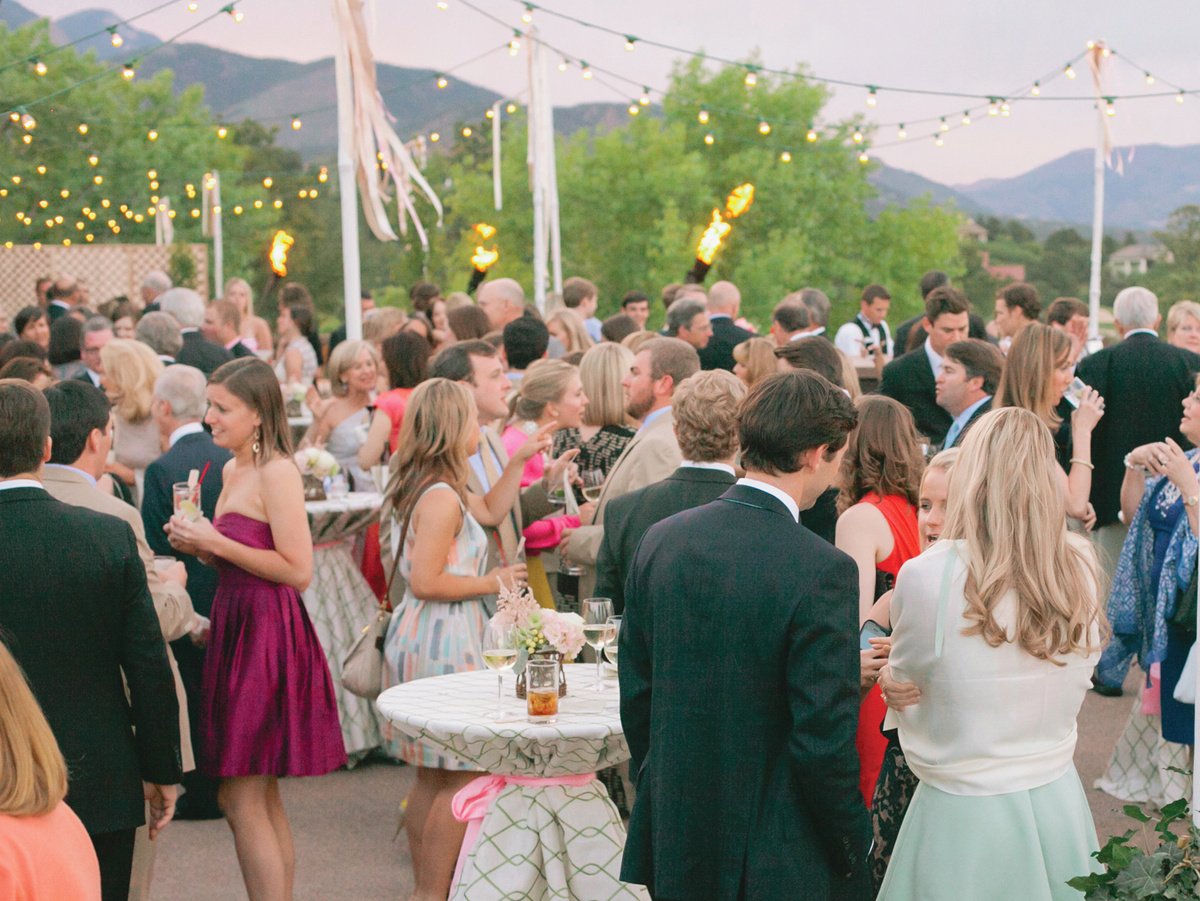 Велком в формате фуршета - лучшее место познакомиться с гостями