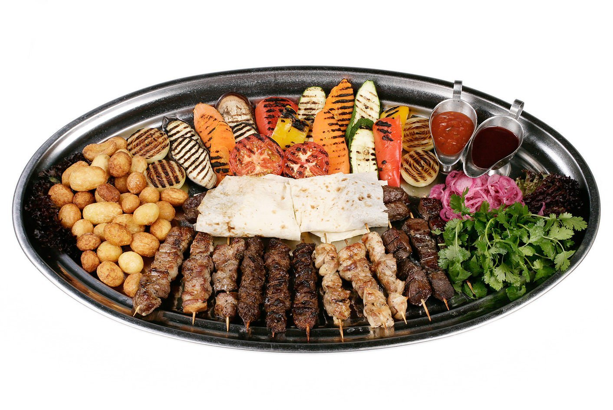 Мясное ассорти из просторов интернета