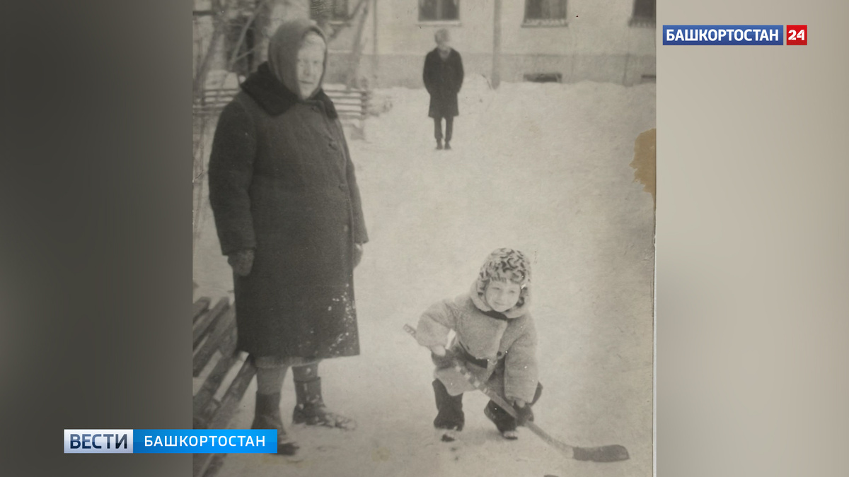    Известный хоккеист, воспитанник ХК «Салават Юлаев» Николай Заварухин отмечает 50-летний юбилей