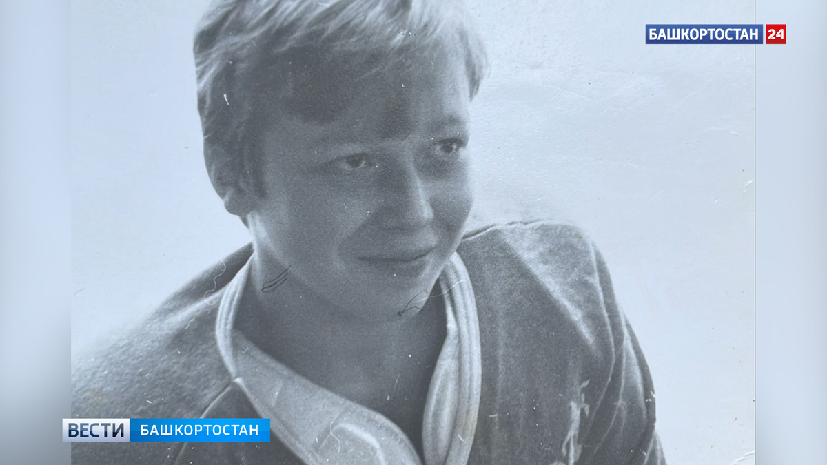    Известный хоккеист, воспитанник ХК «Салават Юлаев» Николай Заварухин отмечает 50-летний юбилей