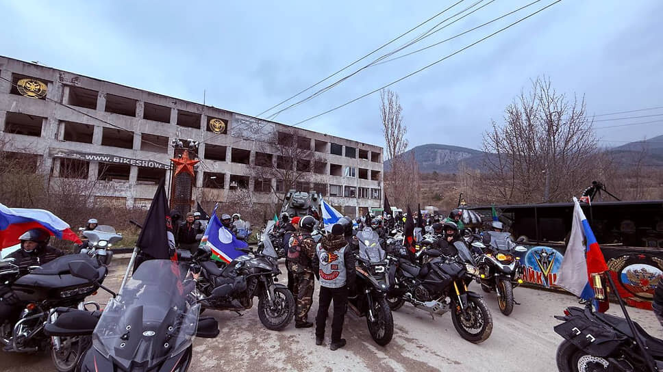     Мотопробег проходил от Симферополя до Севастополя.