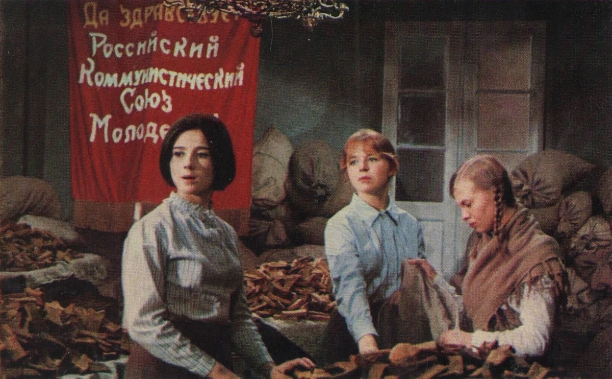 Кадр из фильма «Черные сухари»