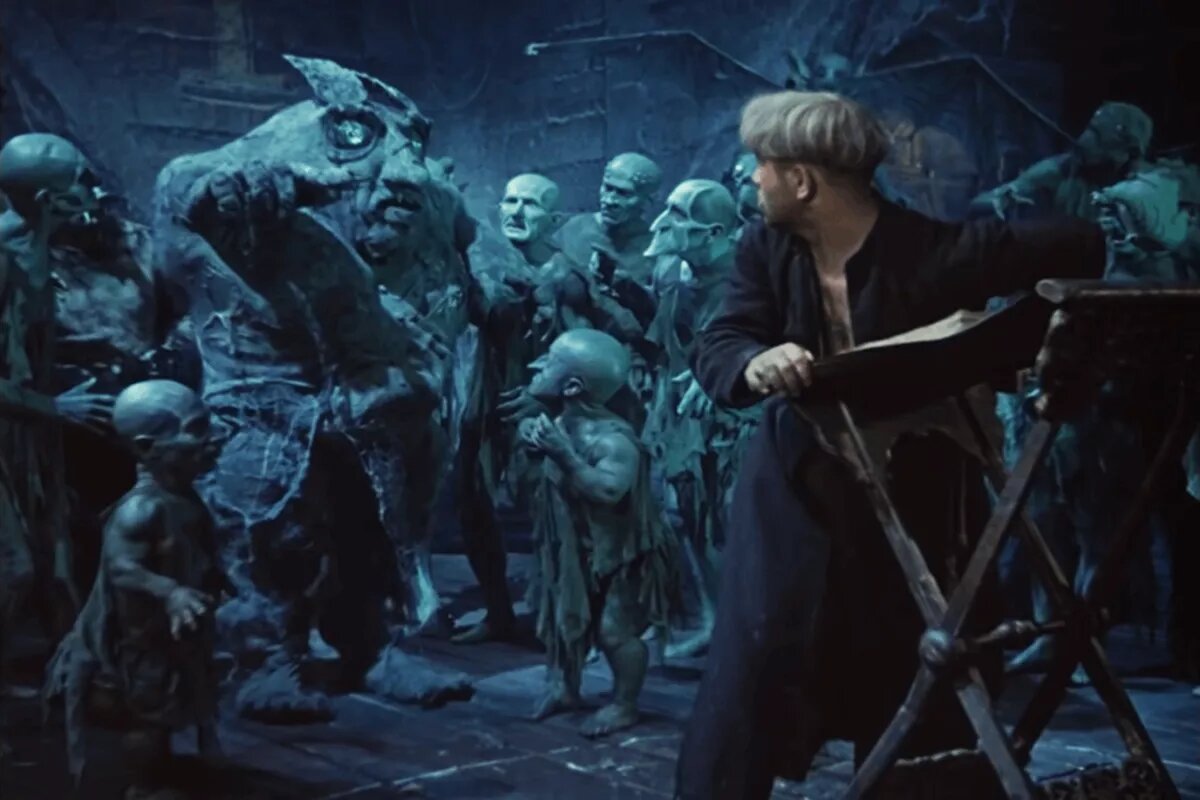 Вий – самый загадочный персонаж славянского фольклора, который встречается в качестве главного только творчестве Николая Гоголя. Неужели писатель его сам придумал?
Фото: Кадр из фильма 1967 года «Вий»