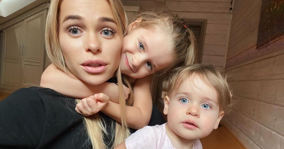 Анна Хилькевич с дочками