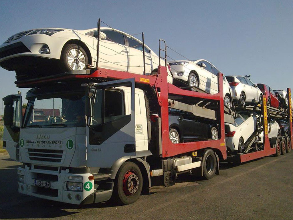 Привезти машину из-за границы стало сложнее и дороже? 