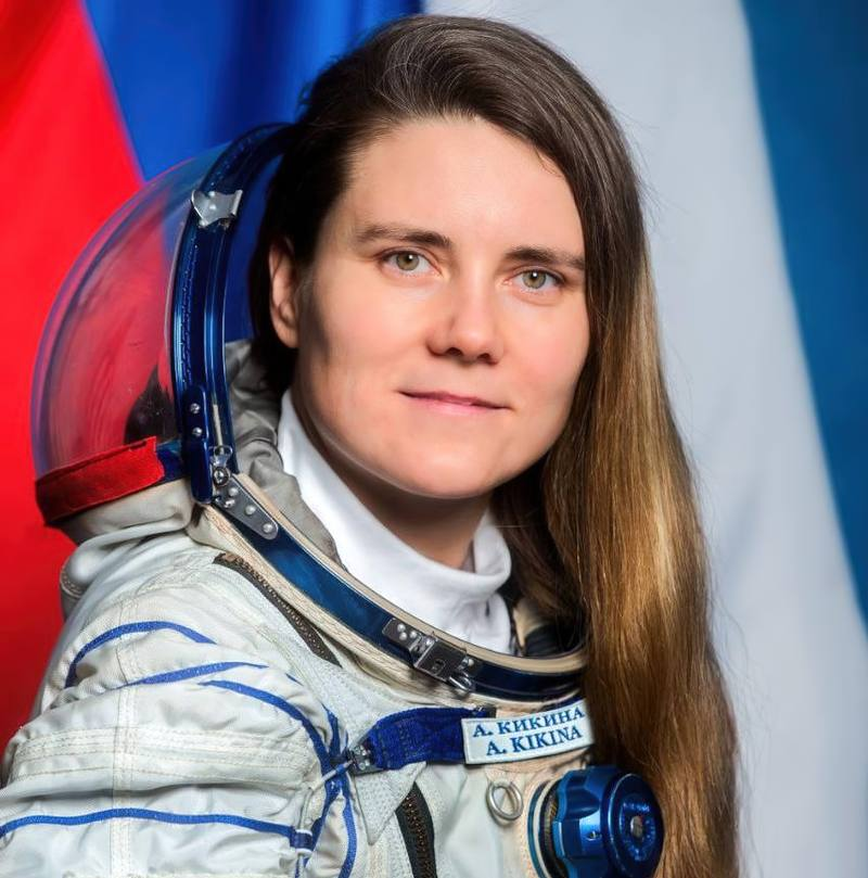 А́нна Ю́рьевна Ки́кина (род. 27 августа 1984, Новосибирск) — российский космонавт-испытатель отряда Центра подготовки космонавтов имени Ю. А. Гагарина.