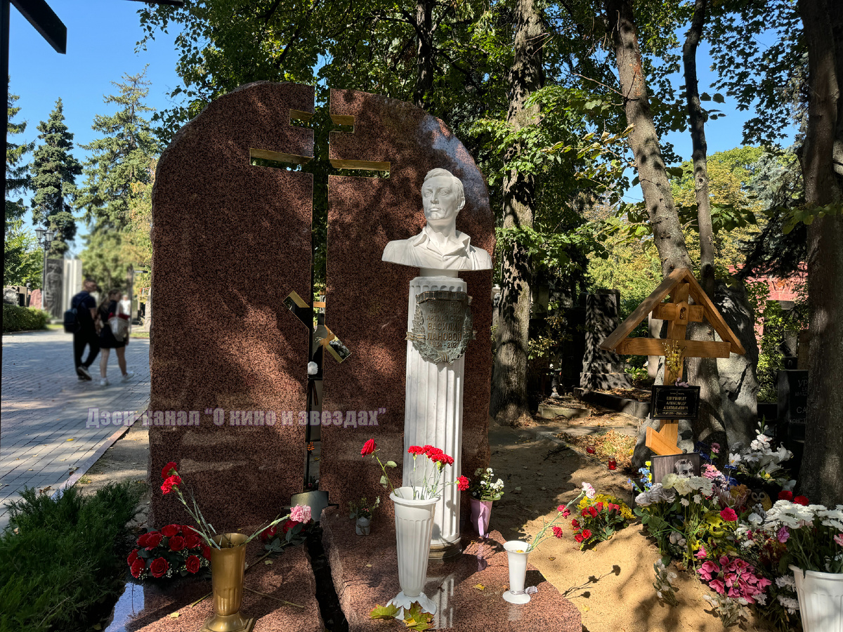 Фотографии сделаны авторами канала "О КИНО И ЗВЕЗДАХ"