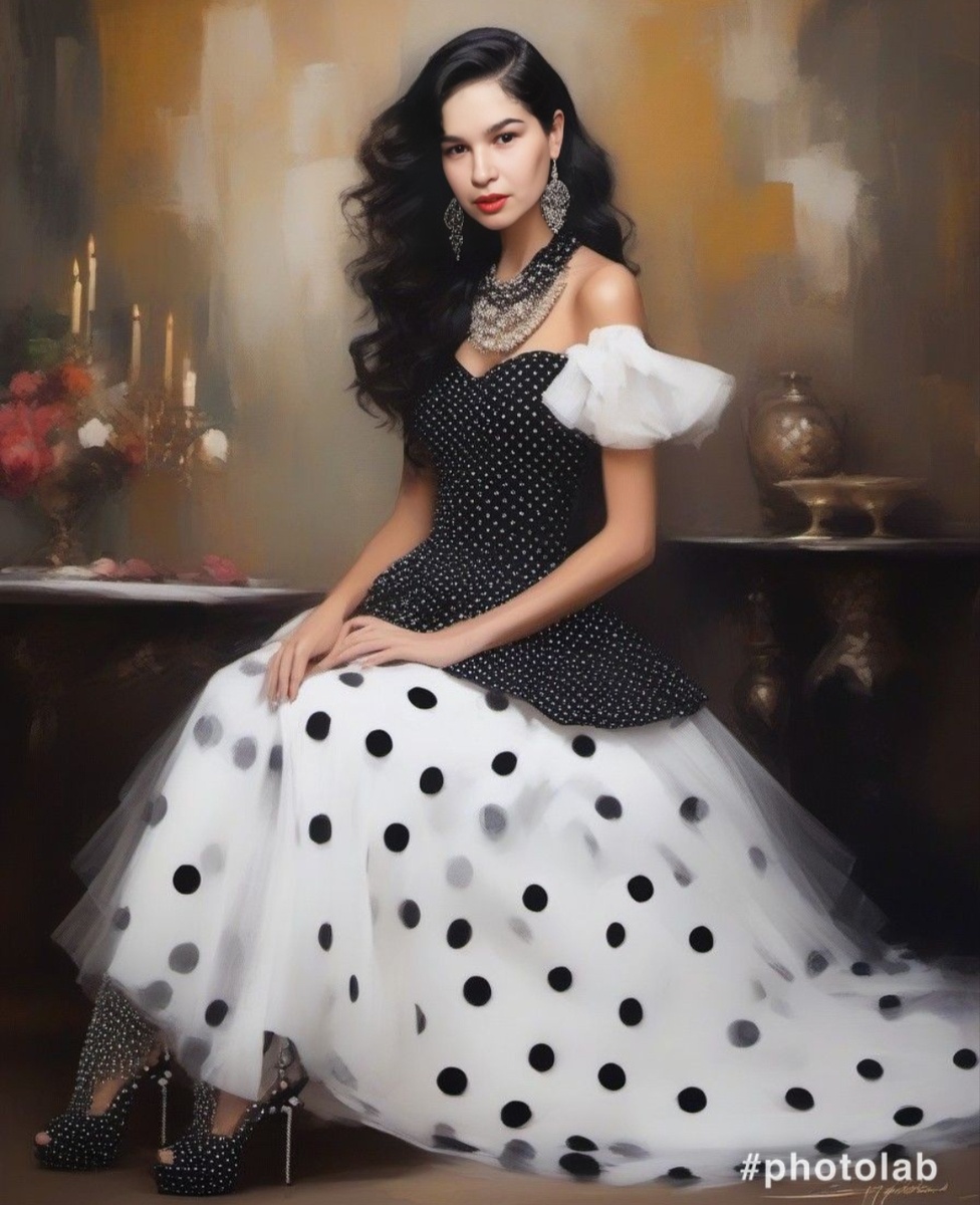 Это я. Вместо каблуков на мне комнатные тапки.