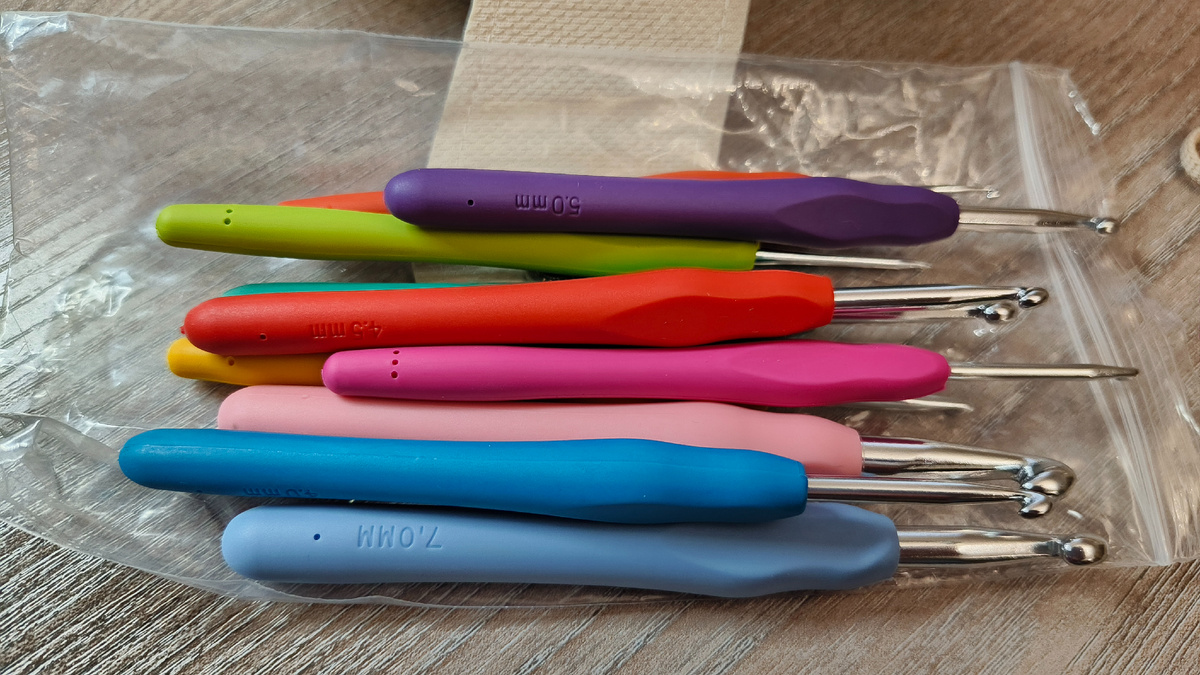 Набор крючков