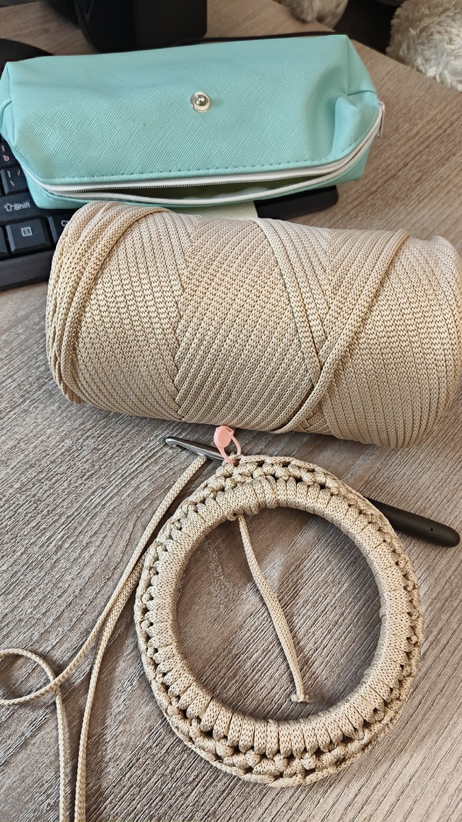 Первая попытка вязать