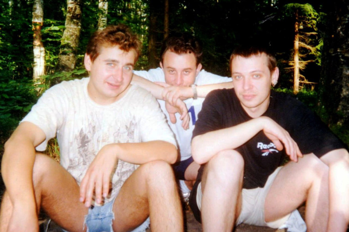    Бигимот, Миша Костандян (водитель группы) и Найк Борзов