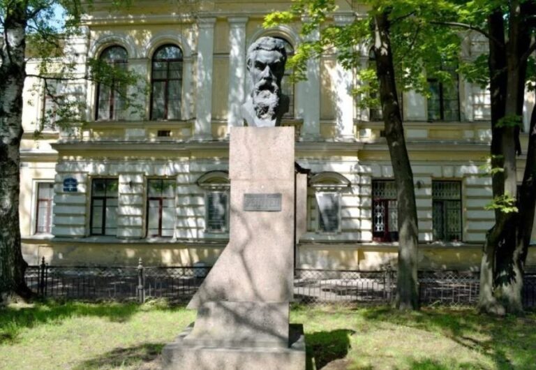 Фото: biographe.ru