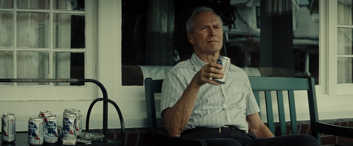 Кадр из фильма "Гран Торино" 2008 г. реж. Клинт Иствуд