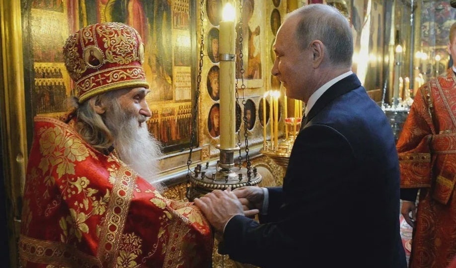 Оптинский старец Илий: «Родной мой человек! Будь милостив! Неси свет и радость!». Батюшка умер с молитвой на устах...