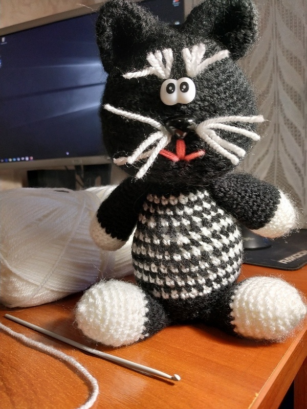 Тот самый Шок-контент :) Громко не смейтесь. Он же первенец!