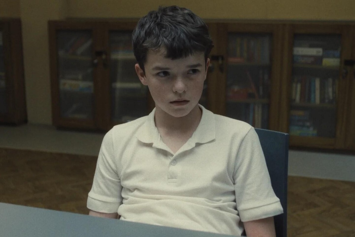     Этот мини-сериал от Netflix называют лучшей драмой года: почему стоит смотреть «Переходный возраст»?