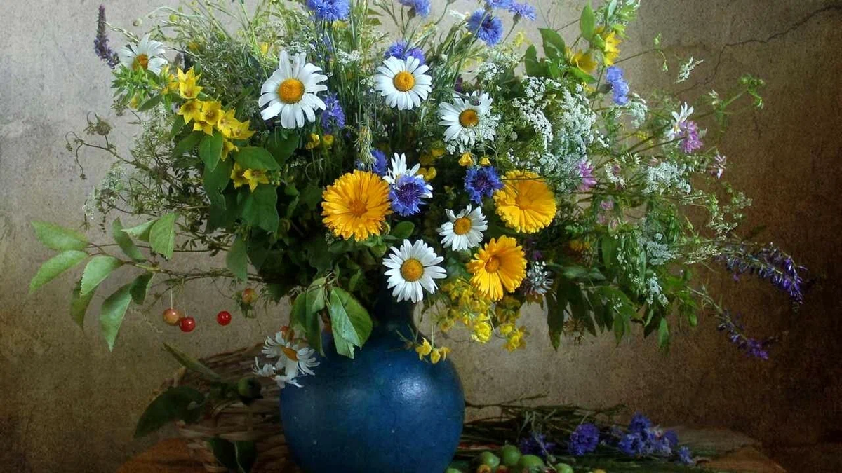 Картинка найдена на просторах интернета, ссылка: https://yandex.ru/images/search?from=tabbar&img_url=https%3A%2F%2Fi.pinimg.com%2Foriginals%2F8d%2F9b%2F39%2F8d9b396ff33d8ae2b490bbc7b4b7aa6a.jpg&lr=103814&pos=16&rpt=simage&text=%D0%BF%D0%BE%D0%BB%D0%B5%D0%B2%D1%8B%D0%B5%20%D1%86%D0%B2%D0%B5%D1%82%D1%8B%20%D0%BD%D0%B0%D1%82%D1%8E%D1%80%D0%BC%D0%BE%D1%80%D1%82%20%D1%84%D0%BE%D1%82%D0%BE%20%D0%BA%D1%80%D0%B0%D1%81%D0%B8%D0%B2%D1%8B%D0%B5%20%D0%BA%D1%80%D1%83%D0%BF%D0%BD%D1%8B%D0%BC%20%D0%BF%D0%BB%D0%B0%D0%BD%D0%BE%D0%BC