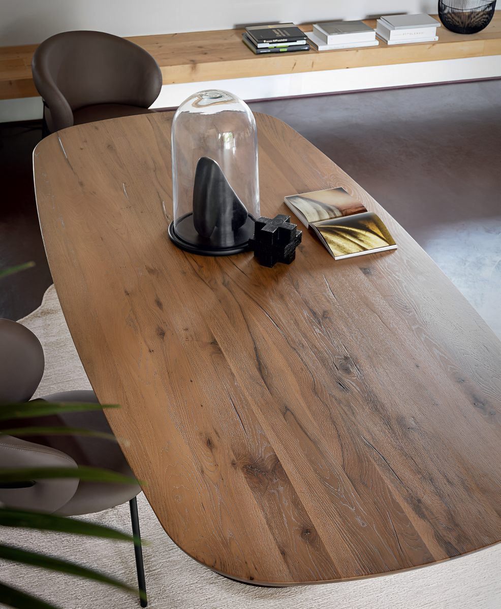 Фото: Стол CAMEO CS4124-FSW P15 и стул CS2222 P15 (коллекция Wild, Calligaris, 2025).